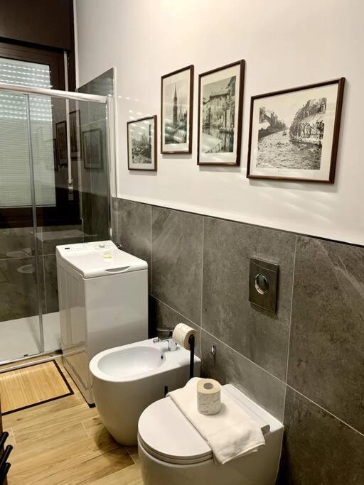 Appartamento Con Terrazzo Sui Tetti Milanesi Exterior foto